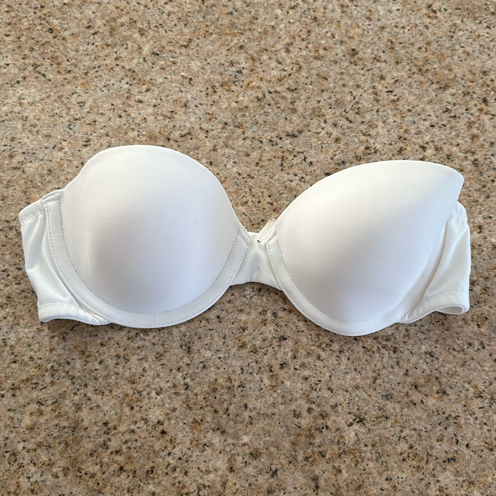 White strapless bra, 34B
